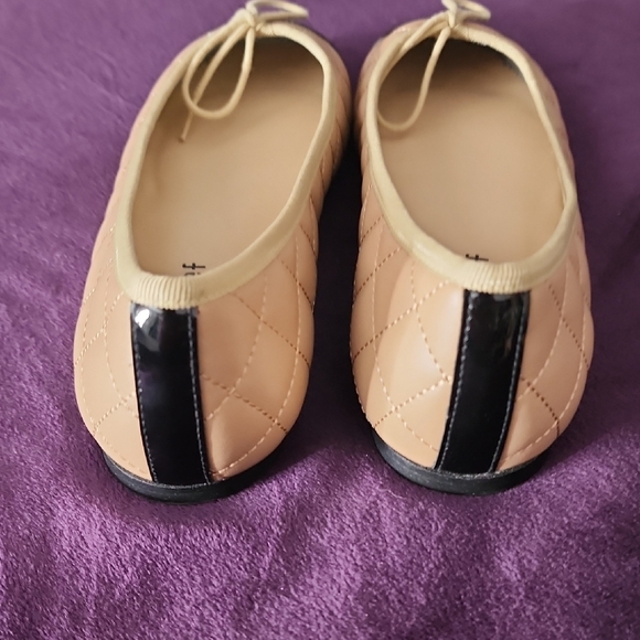Jon Josef Quilted Beige and Black Flats - Picture 6 of 8